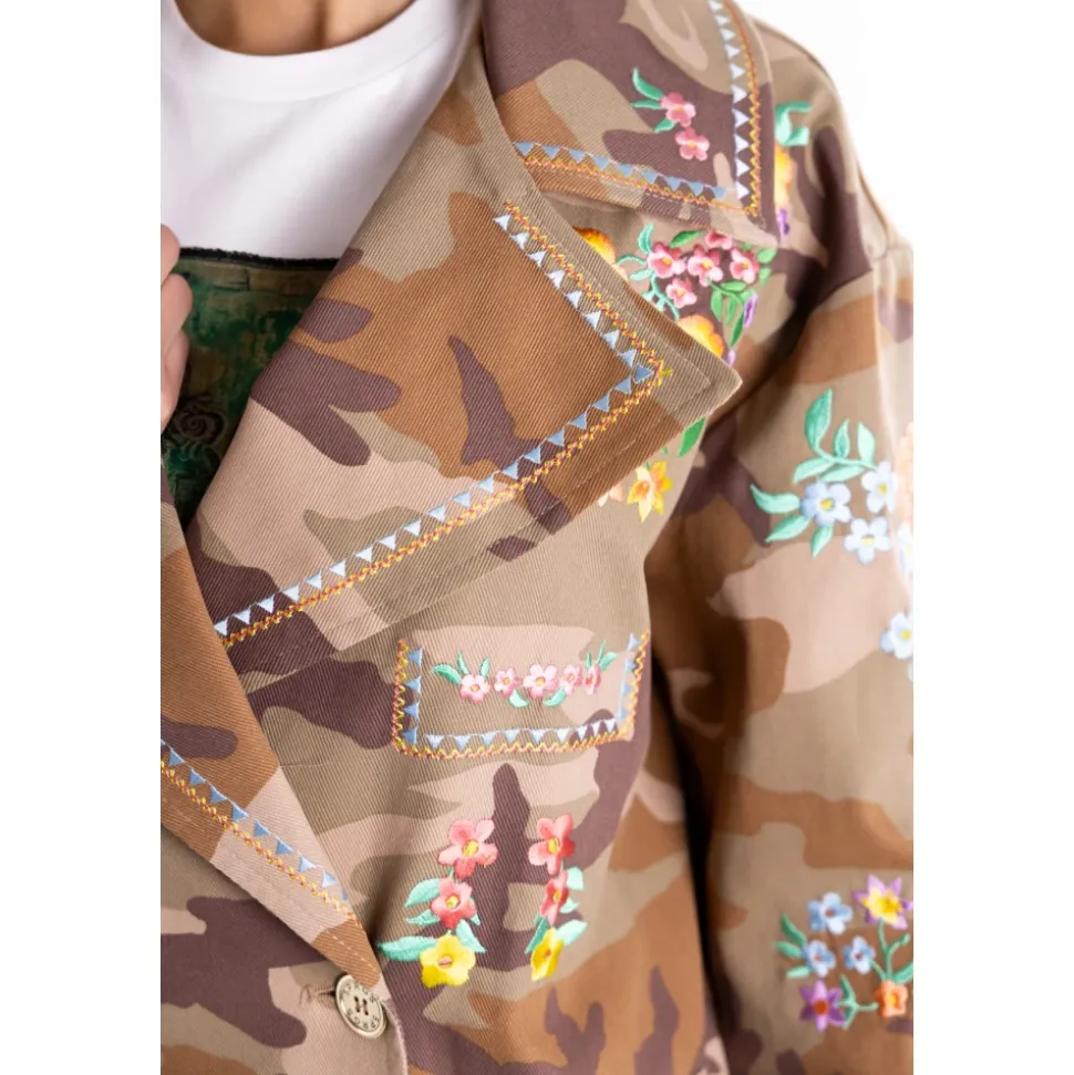 Abrigo Largo de Denim Bull con Estampado de Camuflaje y Bordado Floral