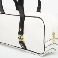Airliner Elongated Bag
