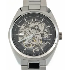 96A293 - Reloj de Hombre - Surveyor Automático Esqueleto
