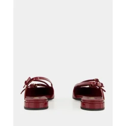 Bailarinas slingback de charol con hebillas