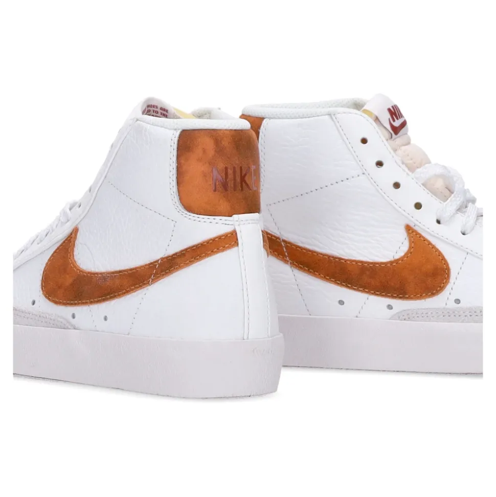 Blazer Mid 77 Sneakers