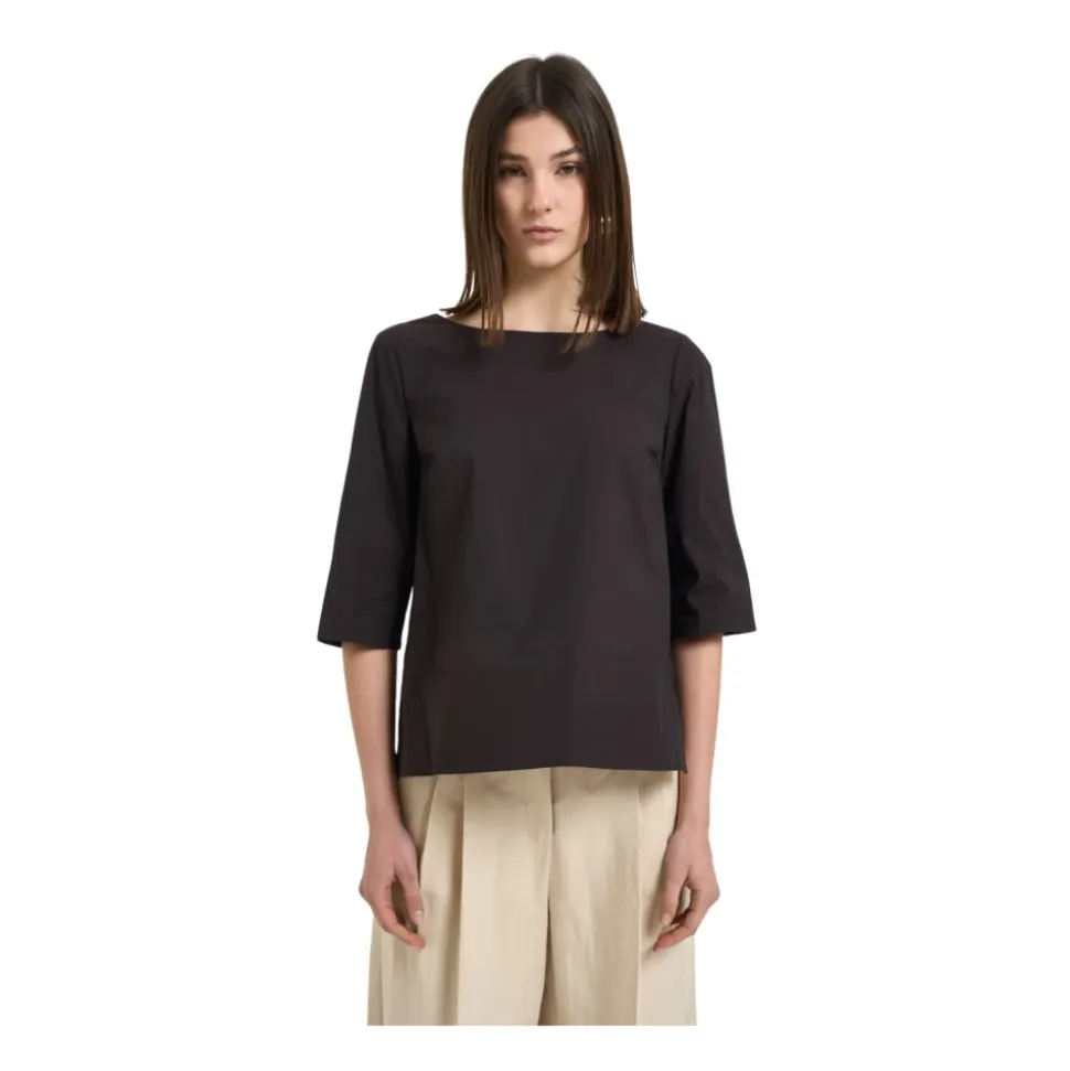 Blusa de cuello redondo