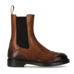 Bota Chelsea marrón con detalles brogue