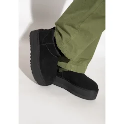 Bota Classic Ultra Mini Platform