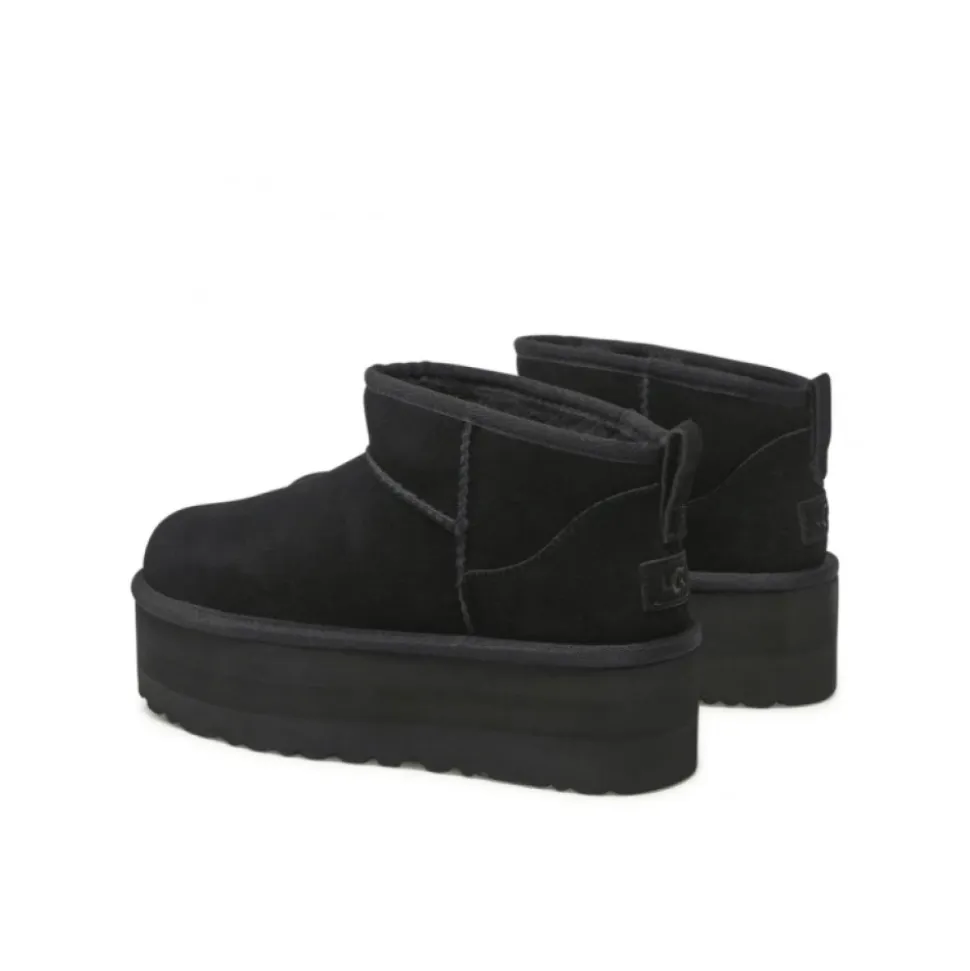 Bota Classic Ultra Mini Platform