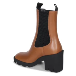 Bota de cuero