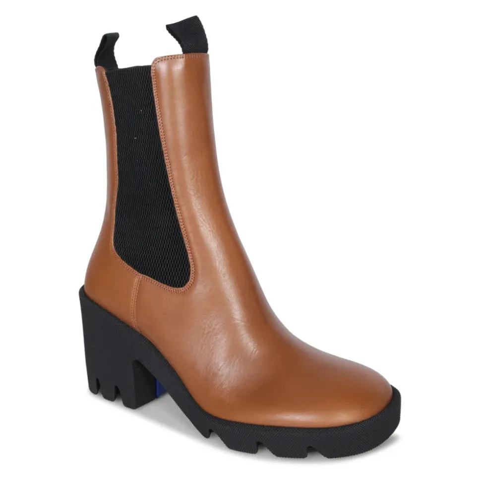 Bota de cuero