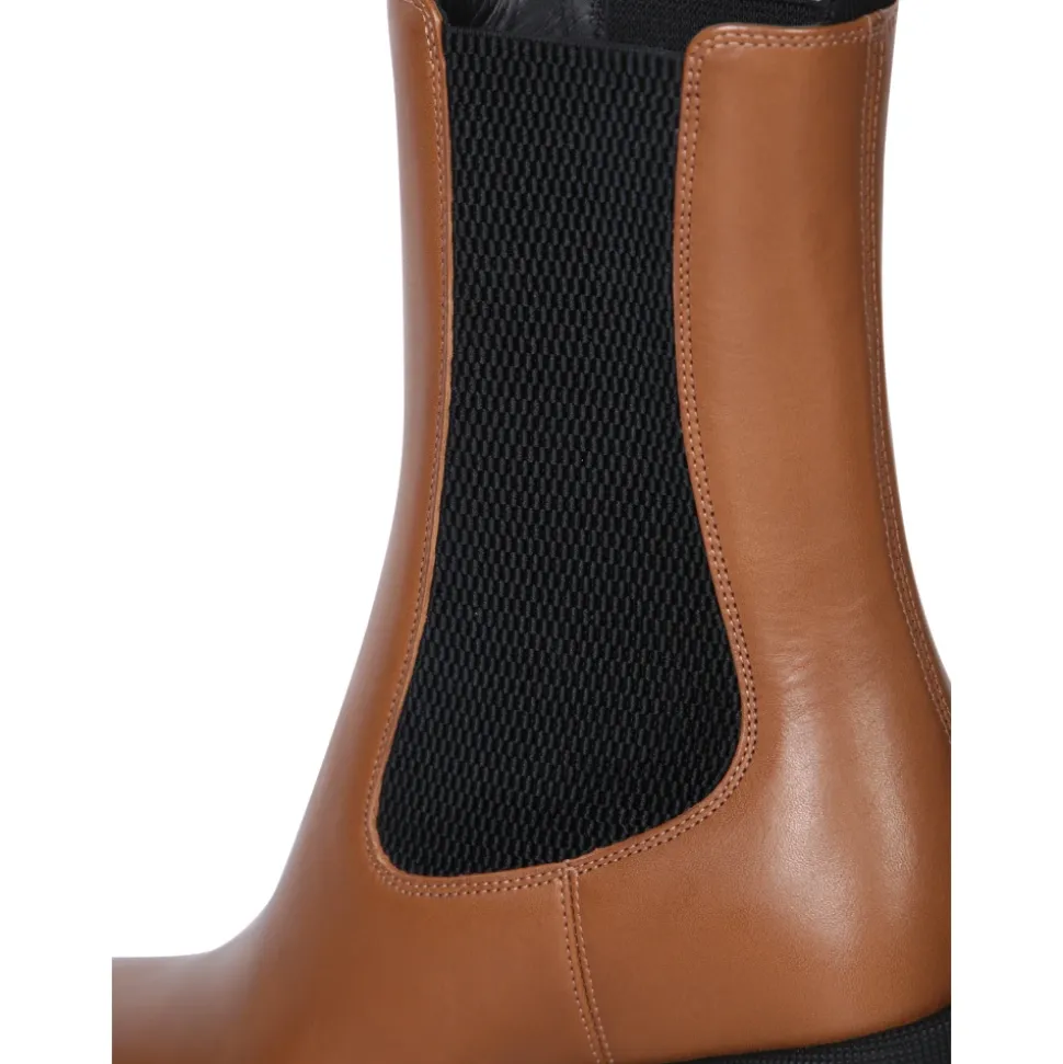 Bota de cuero