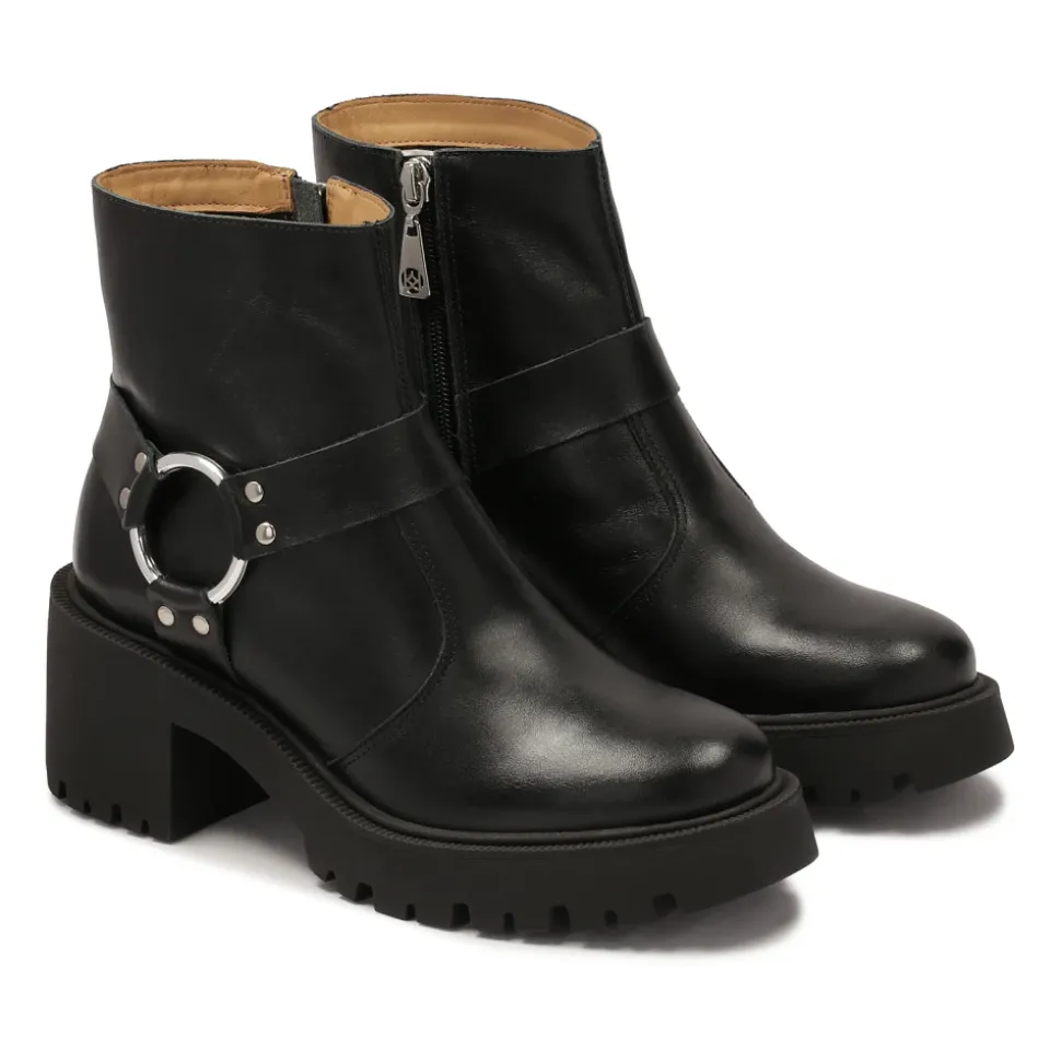 Botas con tacón ancho y cremallera