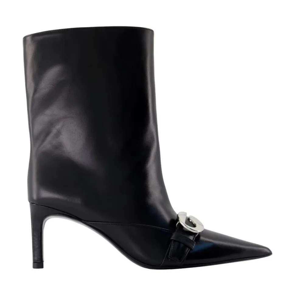 Botas con Tacón y Cinturón