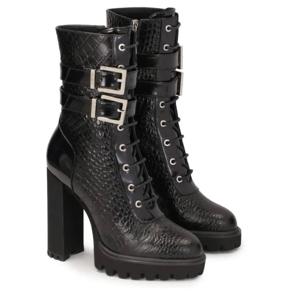 Botas de tacón alto con caña alta.Este producto tallaje pequeño.