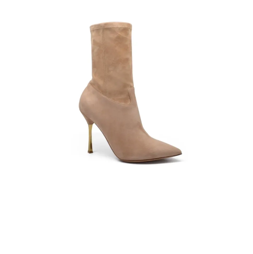 Botas de tacón retorcido
