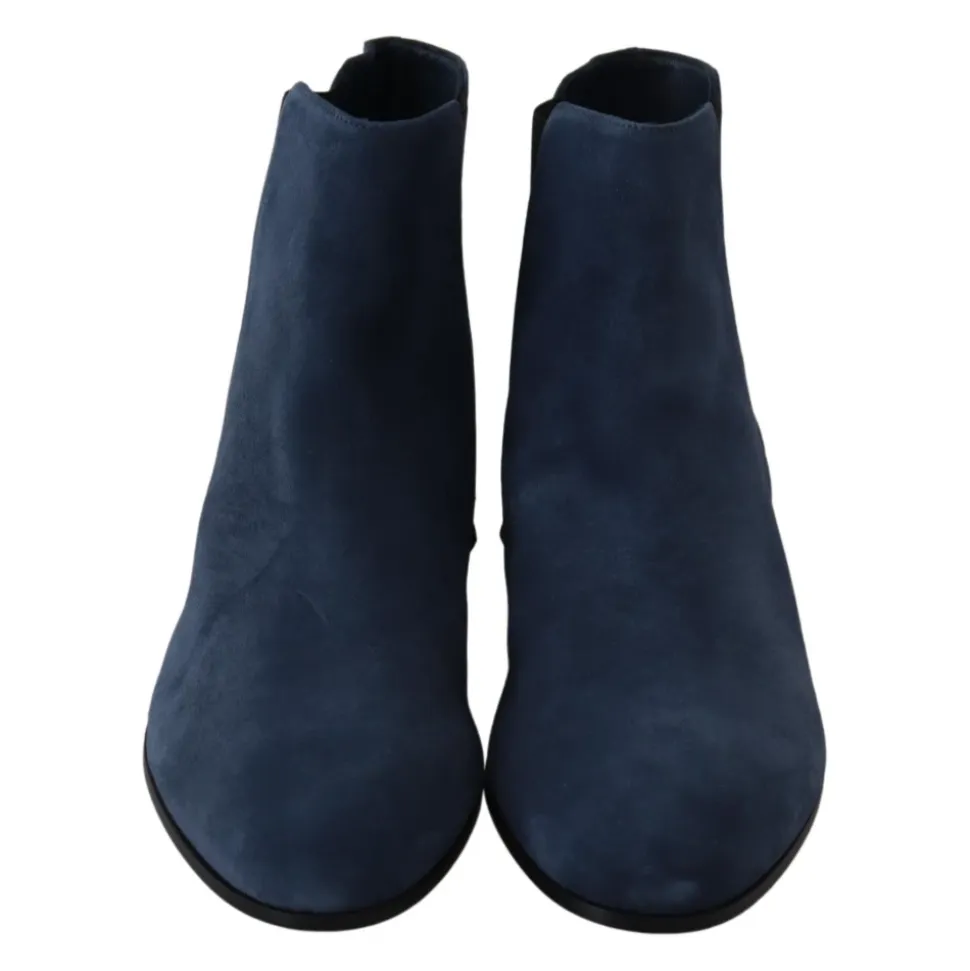 Botines de ante con tachuelas decorativas