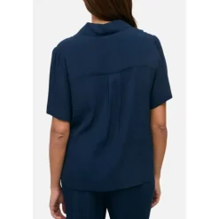 Camisa de Crepé Manga Corta