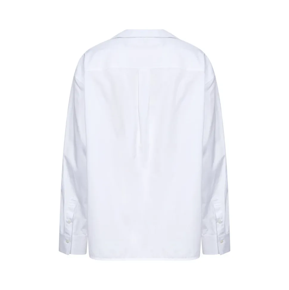 Camisa Escultural con Cuello en V