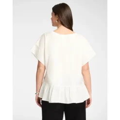 Camiseta con Volante en el Dobladillo