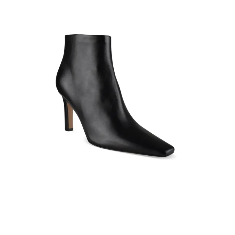 Carla Boot