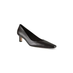 Carla Pump 45