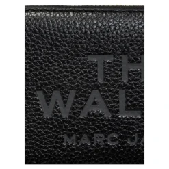 Cartera con logotipo