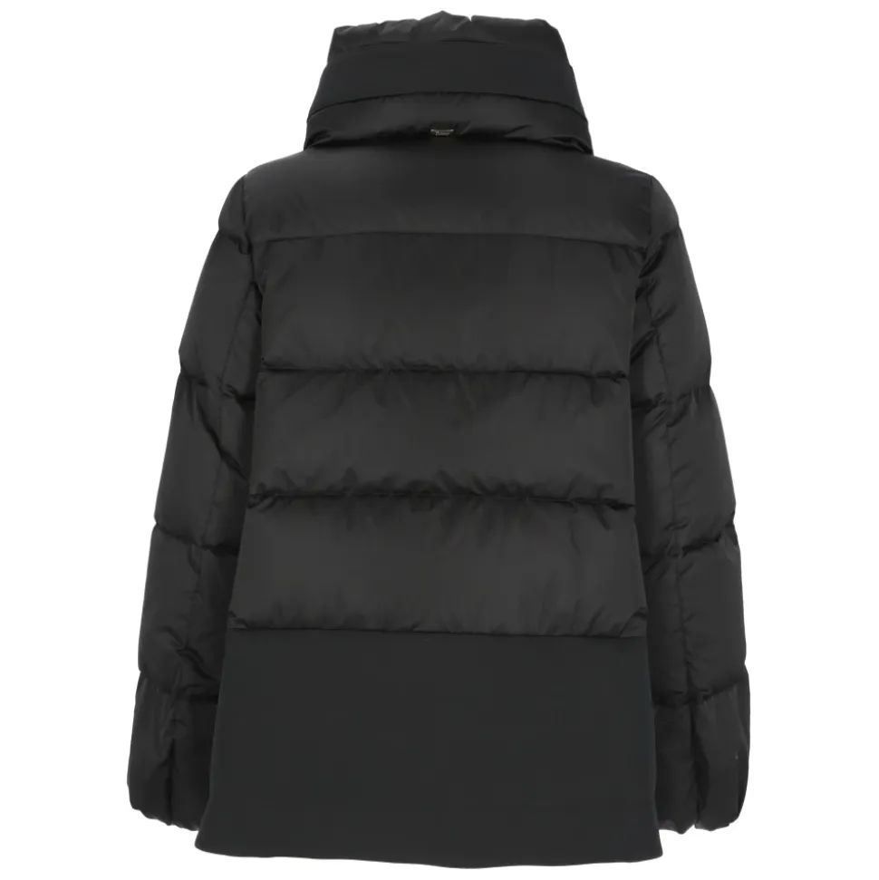 Chaqueta Acolchada de Plumón Negra con Cuello Alto