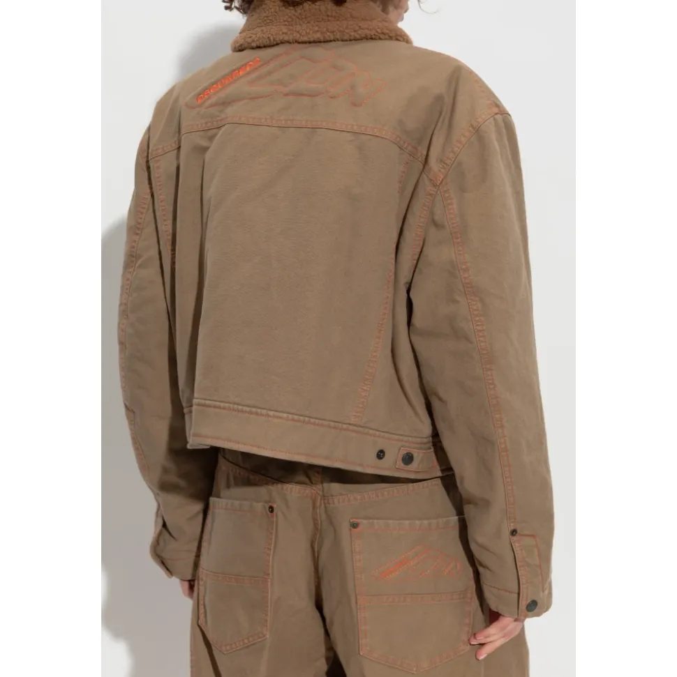 Chaqueta con cuello