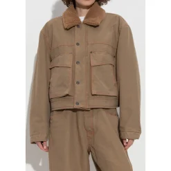 Chaqueta con cuello