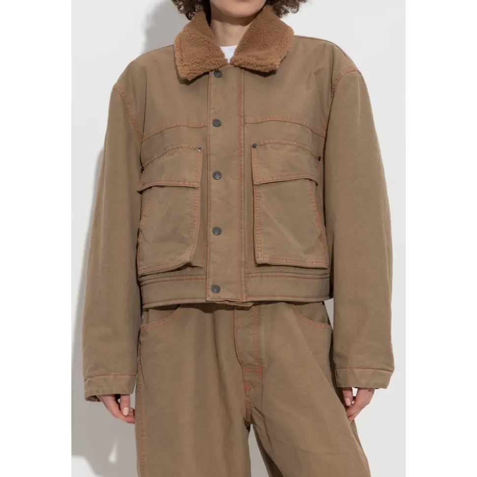 Chaqueta con cuello