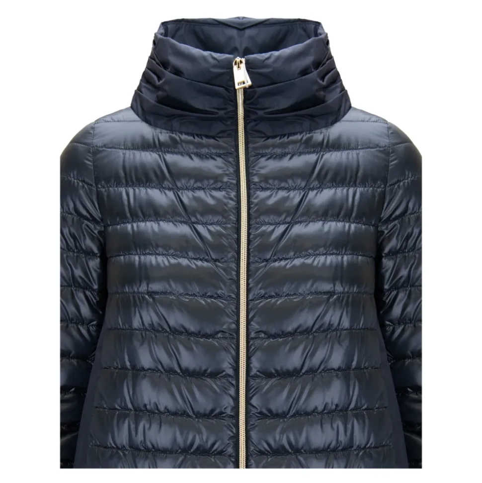 Chaqueta corta de plumón con cuello alto