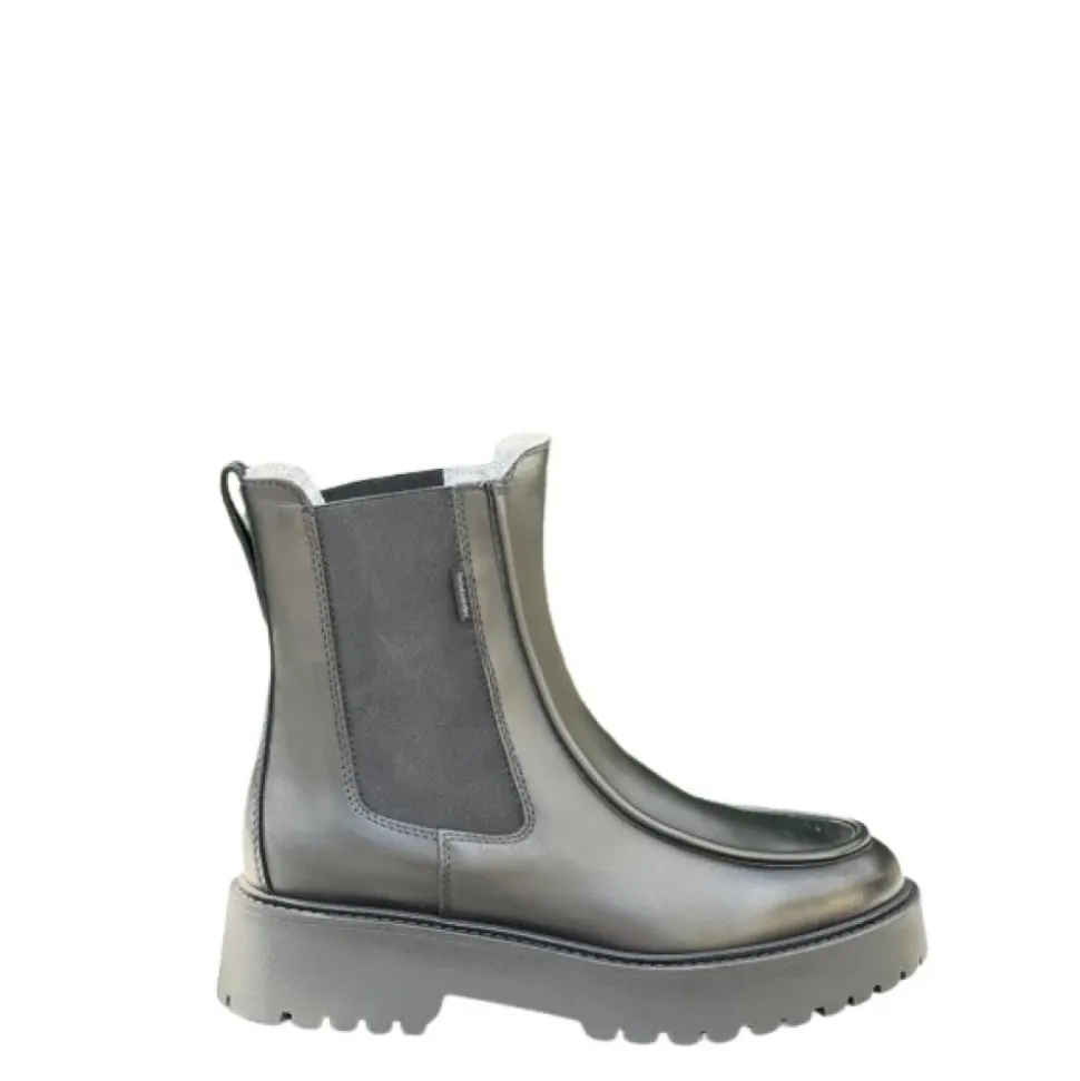 Chelsea Boot