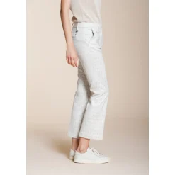 Chinos