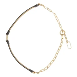 Cinturón negro estrecho con cadena dorada