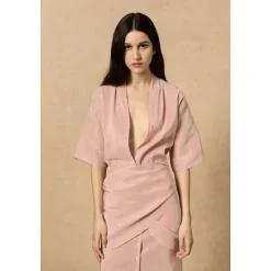 Cleo, vestido en lino y seda a rayas rojas