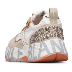 Club105 Sneakers