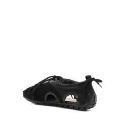 Cutout Ballerina Grip Trainer