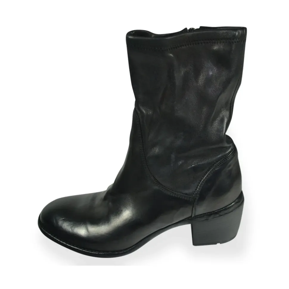 Dafne Ankle Boot