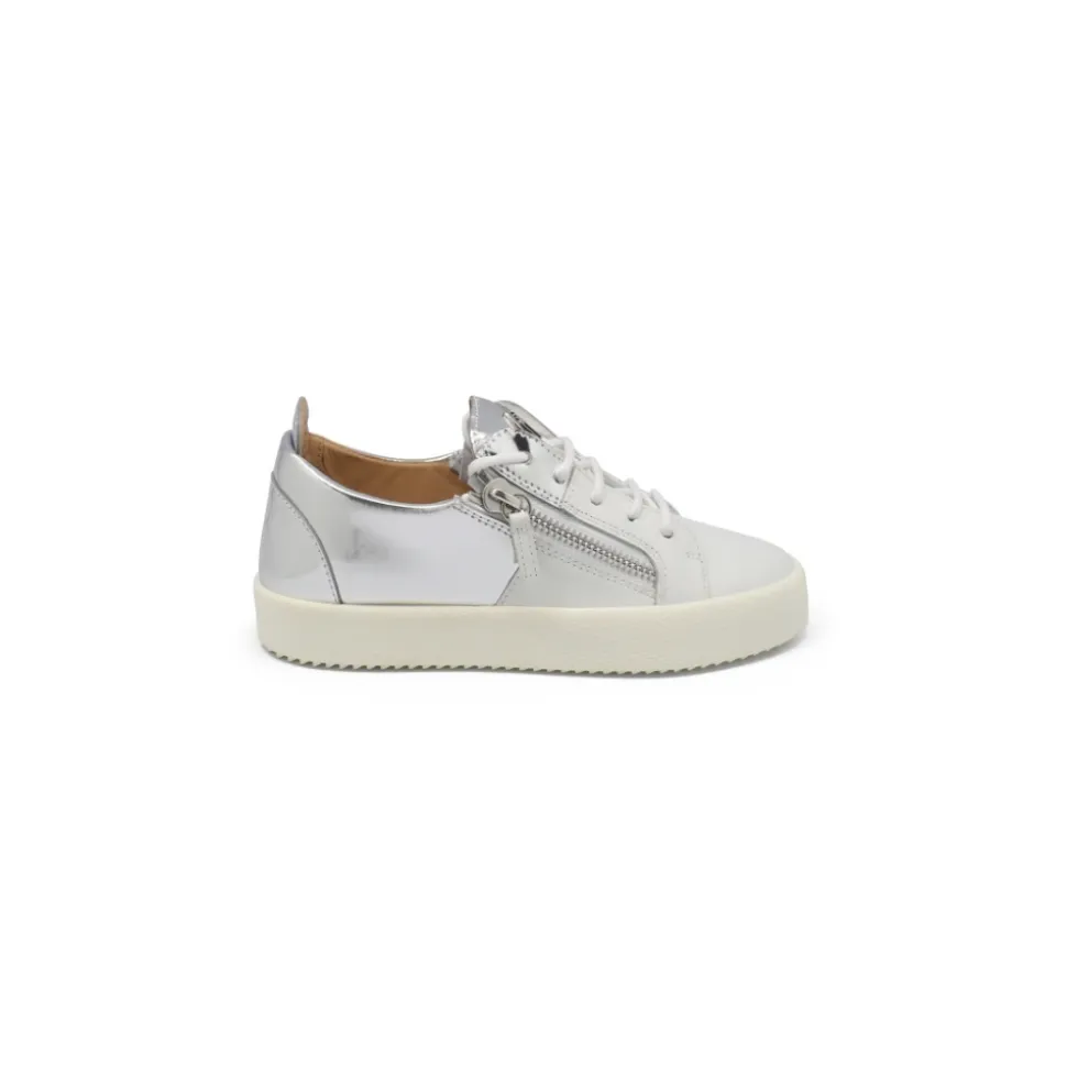 Double Sneakers