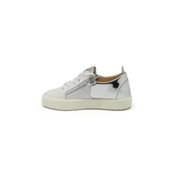 Double Sneakers