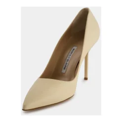 Elegantes Tacones de Aguja Nude