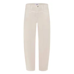 Elin O-Shape Jeans