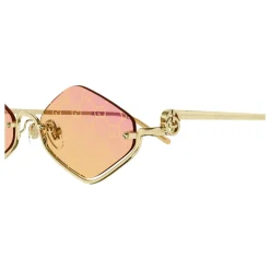 Gafas de sol elegantes en negro