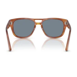 Gafas de sol elegantes en tono marrón