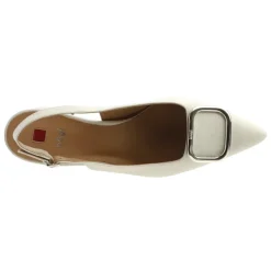 Jennifer Pump