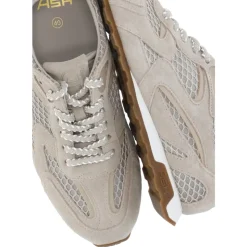 Kasar Sneakers