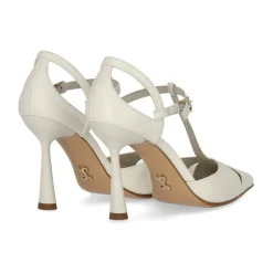 Maura Pump