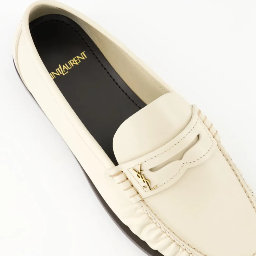 Mocasines de Cuero Beige Primavera-Verano 2025