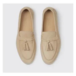 Mocasín Ligero con Borlas en Ante