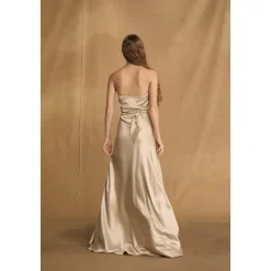 Nailah, vestido champagne-