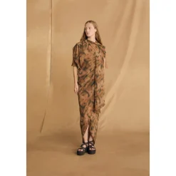 Naila, vestido de seda taiyo print-