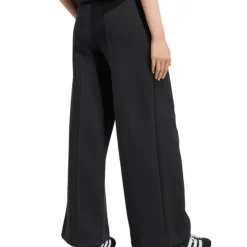 Off Placed 3-Stripes Wide Pant