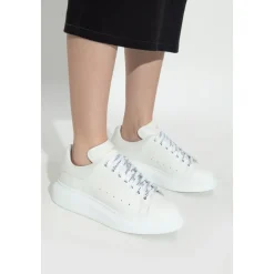 Oversized Sneaker